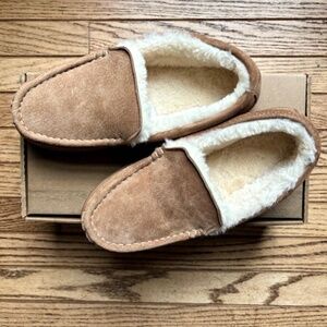 Lamo Faux Fur Lined Men’s Slippers Size 9